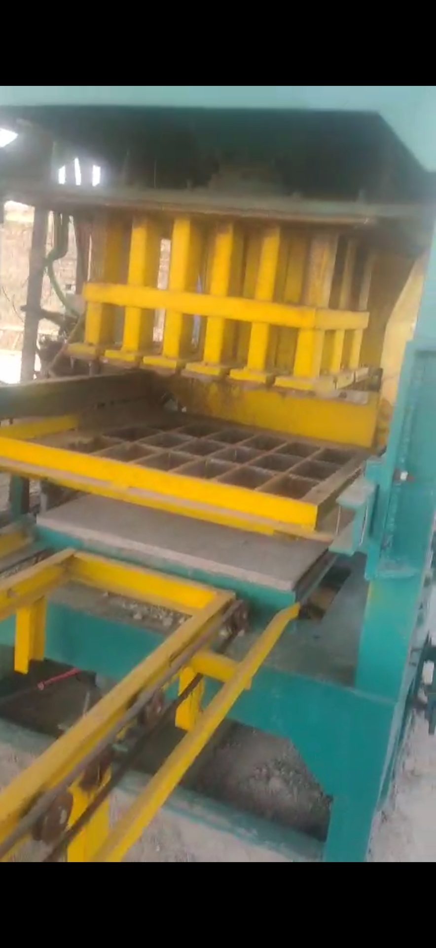 Flyash brick machine — used machine for sale