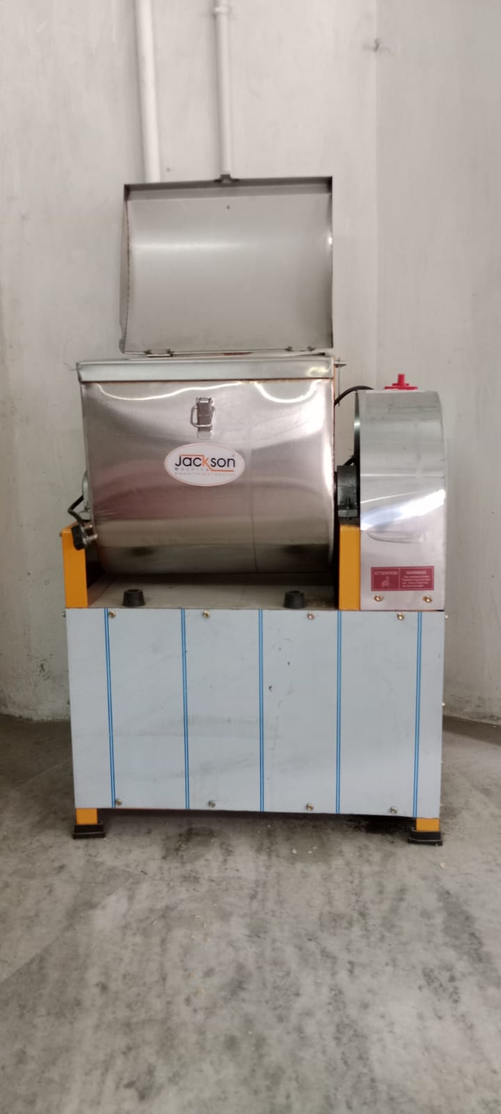 Jackson Heavy-Duty Dough Mixer — used machine for sale