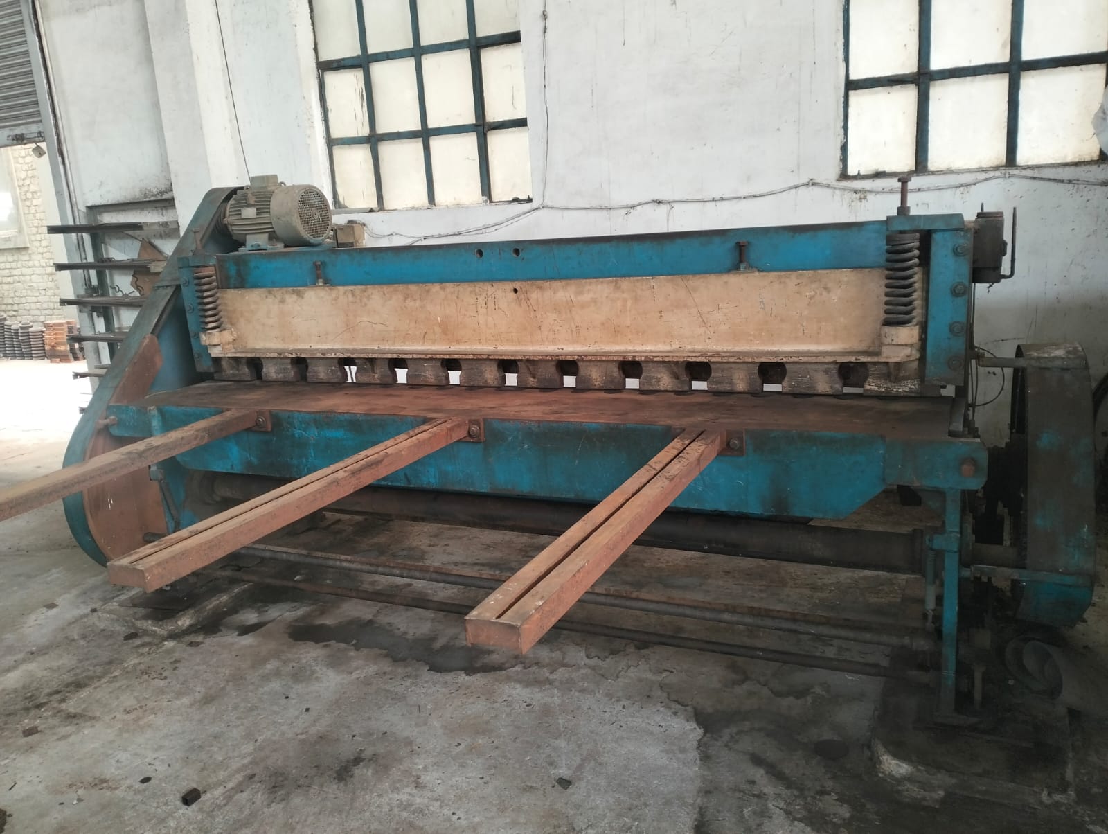 Shearing machine — used machine for sale