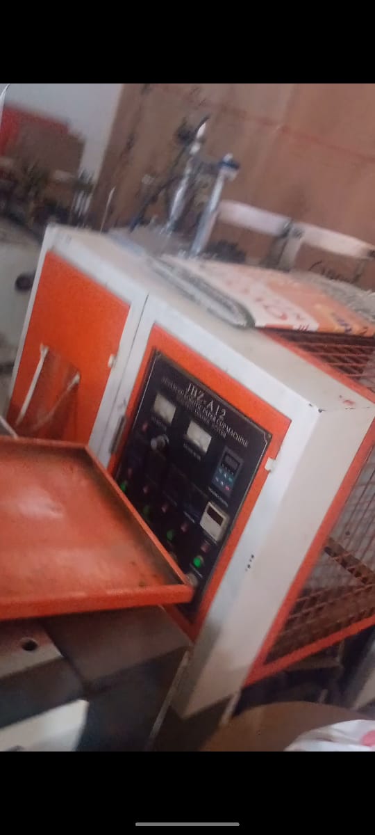 FULLY AUTOMATIC PAPER CUP MAKING MACHINE — used machine for sale