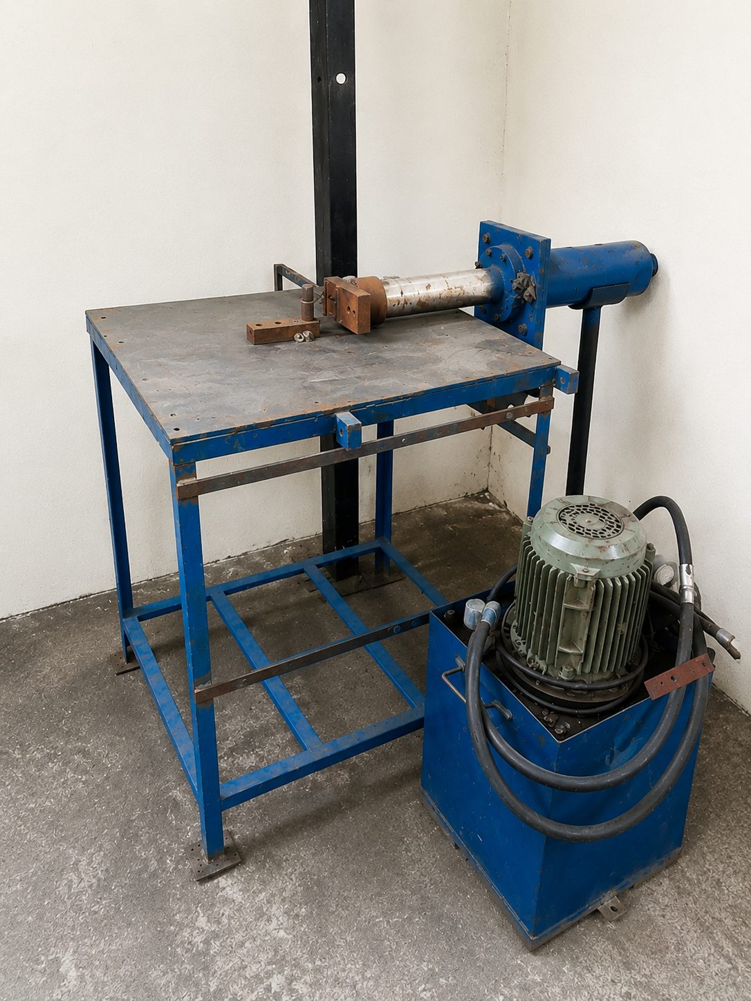 Horizontal Hydraulic Press / Hydraulic Power Press — used machine for sale
